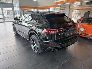 Nuevo Audi RSQ8 2025 4.0L Performance R20, Asientos de Cuero Oscuro Izquierdos, Techo Panorámico, Faros LED, SUV Automático, 640 HP - Product Image 4