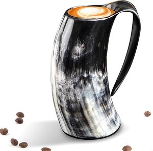 Tasse en corne de boeuf polie de style médiéval Chope sculptée à la main pour les fêtes de Noël Artisanat naturel pour le café - Product Image 1