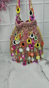 Nouvel arrivage de sacs à main de créateur pour femmes sac à main potli sac de mariée brodé en miroir pour mariage à bas prix artisanat de luxe - Product Image 6