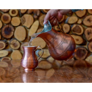 Jarra hecha a mano Nuevo diseño de mesa Superventas Almacenamiento de agua Cobre Metal Mango Jarra de alta calidad - Product Image 6