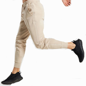 กางเกงวอร์มลำลองผู้ชายราคาถูกขายส่ง น้ำหนักเบา แห้งเร็ว เนื้อผ้านุ่มสบาย รับออกแบบตามสั่ง - Product Image 4