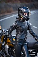 Costumes pour filles Veste et pantalon de moto de qualité supérieure en cuir de course avec logo personnalisé en cuir de couleur personnalisée