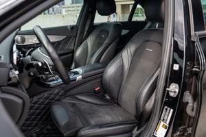 Mercedes-AMG C63 berline V8 biturbo d'occasion haut de gamme 2018 - Product Image 3