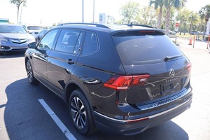 Neatly Used 2022 Volkswagen Tiguan <strong>S</strong> 4dr <strong>SUV</strong> (2.0L 4cyl Turbo 8A)