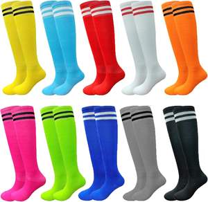 Obtenez des chaussettes de football à rayures hautes et durables personnalisées pour hommes et garçons, pour les sports d'hiver, usage décontracté et en équipe - Product Image 6