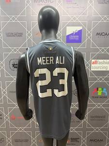 เสื้อบาสเก็ตบอล Stargaze Sportswear แบบซับลิเมชั่น ผ้าตาข่าย แขนกุด คอกลม สำหรับผู้ใหญ่ ใส่ได้ทั้งชายและหญิง ระบายอากาศได้ดี หมายเลขทีม 23 - Product Image 4