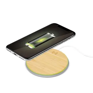 Base di Ricarica Wireless Personalizzata Pollux per Gadget USB Promozionali - Product Image 1