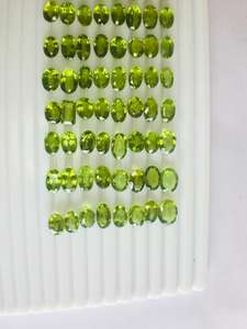 หินเพอริดอตสีเขียวพลอยธรรมชาติเจียระไนลูกแพร์รูปร่างผสมกันเครื่องประดับที่กำหนดเองอัญมณีหลวม100% มีค่าสีเขียวจริง - Product Image 5