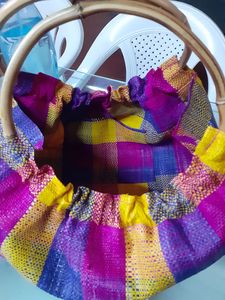 MADAGASCAR TEJIDO RAFIA A RAYAS DOS BOLSILLO INTERIOR DE BAMBÚ CIERRE DE CREMALLERA Forro de rafia MODA BRILLANTE CUBO MULTICOLOR - Product Image 4