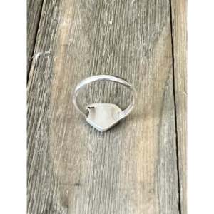 Zuni Made Sterling <b>Silver</b> <b>Ring</b> with <b>Man</b> Made Opal Inlay-Vintage Christian Gift - Product Image 5