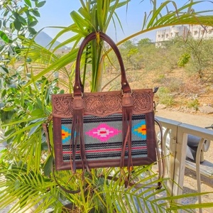Bolsos de mano de cuero azteca con herramientas hechas a mano reales LW, bolso de compras elegante para mujer, accesorios perfectos de estilo Vintage, bolsos de cuero - Product Image 1