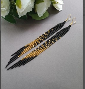 Boucles d'oreilles artisanales magiques à perles, boucles d'oreilles longues noir et or, boucles d'oreilles extra longues, boucles d'oreilles à franges, boucles d'oreilles bohèmes - Product Image 1