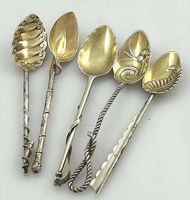 Ensemble de couverts en acier inoxydable Ensemble de couverts en argent classique Couteau de table Fourchette Cuillère Ensemble Ustensiles de salle à manger