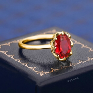 Juego de puntas de garra, anillo de rubí cultivado en laboratorio de corte ovalado en oro amarillo sólido de 10K, anillo de compromiso de rubí solitario de estilo Art Deco hecho a mano - Product Image 2