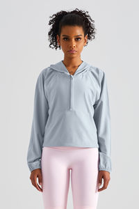 Sweat à capuche oversize pour femme, design unique, gris rhinocéros, protection solaire, anti-rides et respirant, sweat à capuche zippé pour femme, pour la salle de sport - Product Image 3