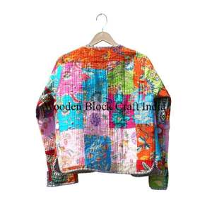 Chaqueta Acolchada Vintage Hecha a Mano en India, de Algodón Puro, con Diseño Floral Kantha Reversible, para Mujer, Moda Otoño Invierno - Product Image 6