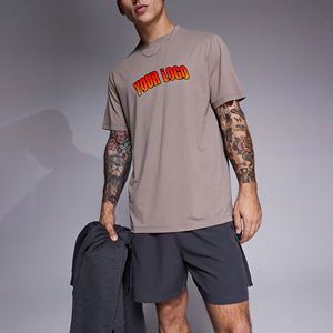 ชุดเสื้อยืดและกางเกงขาสั้นผ้าฝ้าย100% น้ำหนักเบาชุดสีตัดกันฮิปฮอประบายอากาศทรงหลวมทำจากผ้าฝ้าย - Product Image 1