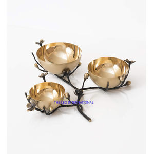 Quemador Decorativo con Diseño de Hoja Chapada en Oro, Mabkhara de Acero Inoxidable y Latón, Mejor Precio, Alta Calidad, Hecho a Mano - Product Image 5