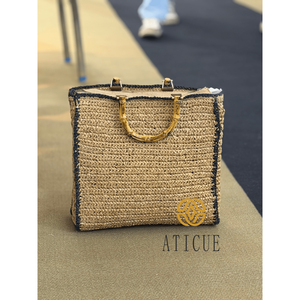 Bolso de Mano Tejido de Rafia Elegante para Niñas, 13x5x12 Pulgadas, Bolso Casual con Asa de Madera Pequeña, Cierre de Cremallera y Forro de Lona - Product Image 1