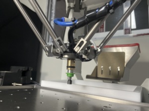 Brazo Robótico Automatizado de Alta Velocidad para Manipulación de Carga Visual de 0.5 kg, para Clasificación Precisa de Elementos de Fijación y Piezas Móviles - Product Image 3