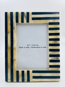 Cadre photo décoratif moderne pliable léger et durable en MDF fait à la main avec un design rayé, personnalisable, vente chaude - Product Image 2