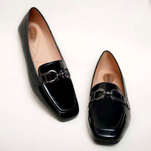 รองเท้าโลฟเฟอร์ผู้หญิงสั่งทำไซส์ได้ ลดราคาพิเศษ ดีไซน์หรูหรา สวมใส่ง่าย น้ำหนักเบา ทนทาน หนังแท้ - Product Image 1