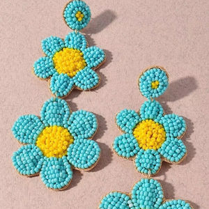 Pendiente de diseño de flor bordada hecha a mano, joyería étnica exquisita para mujer, hermosas combinaciones de colores de artesanías MD - Product Image 5