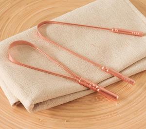 Limpiador de Lengua de Cobre Reutilizable para una Rutina de Cuidado Bucal Ecológica que Ofrece Beneficios de Uso Diario Duraderos - Product Image 1