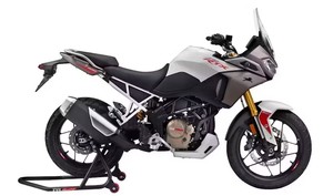 En stock: Motocicletas deportivas Apache RTX 300 ADV 2025 de 299cc, disponibles para la venta y listas para exportar. - Product Image 3