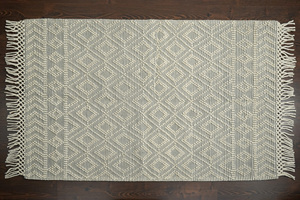 Eclectic Elegance Modern Handmade Woollen Rug Geometric Boho Style Handwoven Wool Plush Pile Height for Stylish Home <b>Washable</b> - Product Image 6