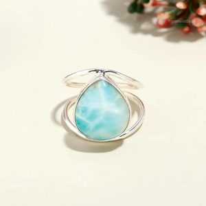 Anillo de Plata de Ley 925 con Larimar Azul Pera Natural ~ Joyería de Compromiso Cristiana Vintage ~ Regalo Hecho a Mano para Mujer - Product Image 5