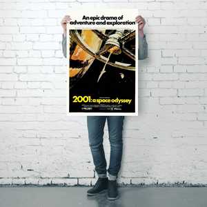 Affiche murale encadrée style Art Déco 2001 : Une Odyssée dans l'Espace, décoration murale moderne Japandi pour la maison et les célébrations d'anniversaire - Product Image 5