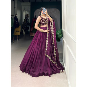 Vêtements indiens pakistanais Readymade Ethnic Outfit-Bollywood Style Lehenga Choli Set Organza cousu pour les fêtes de mariage - Product Image 2