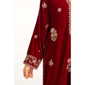 ชุดเซ็ตกำมะหยี่ปักลายสำหรับผู้หญิง รุ่น IPST-55125 ชุดสองชิ้นสำหรับฤดูร้อนและฤดูหนาว ไซส์ XS/XXS เสื้อและกระโปรงดีไซน์สวย - Product Image 6