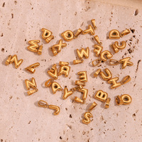 Venta al por Mayor de Joyería para Hacer Collares, Dijes de Letras Iniciales de Acero Inoxidable con Baño de Oro de 18k, Estilo Burbuja