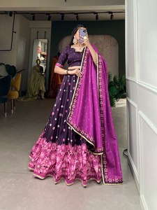 Lehenga Choli nuptiale en soie de haute qualité avec un travail complet à la mode Lehenga réception Lehenga Choli avec un design simple - Product Image 4