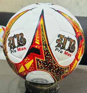 Ballon de football de match de haute qualité, léger, taille officielle 5, couleurs unies personnalisées, haute rétention d'air, cousu à la main - Product Image 5