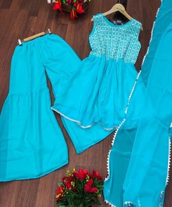 1. Vestido de crepé de temporada más elegido con Secuencia de trabajo, última ropa de novia, Lehenga neto con Dori Work Salwar Kameez Set - Product Image 1