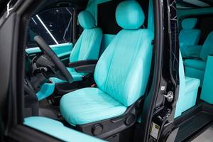 IMPRESIONANTE Me-rc-ed-es-Be-nz Me-tris Ma-yb-ach 2023 CON TRANSMISIÓN AUTOMÁTICA Y MOTOR V6 - Product Image 3