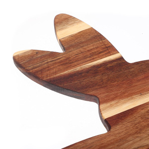 Tabla de charcutería de madera de acacia con forma de conejo única, tabla de cortar y cortar de alta calidad, plato de servicio elegante para uso en la cocina - Product Image 3
