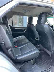 Usado Clean 2023 Toyo_ta fortuner - Product Image 4