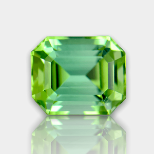 Turmalina Verde Natural de Corte Esmeralda Excelente de 2.54 CT, Sin Tratamiento, Proveniente de Afganistán, 18.6x7.5x5.5mm - Product Image 1