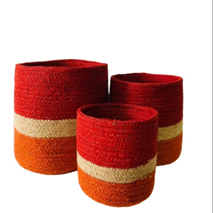 Cesta Redonda de Yute Natural Hecha a Mano en Bangladesh, Macetas Tejidas para Plantas de Interior, Macetas para Flores para Cocina y Baño - Product Image 1