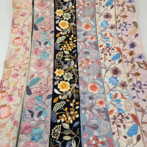 Venta al por mayor de encaje bordado de poliéster de buena calidad para accesorios de ropa - Product Image 1