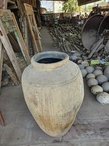 Grands pots en terre cuite pour la décoration extérieure des hôtels, jardinières artisanales, pots à fleurs extra-larges pour les hôtels et les stations balnéaires - Product Image 5