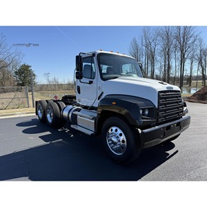 2025 Freightliner 114SD Type de carburant Diesel - Product Image 4