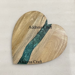 Blocs à découper en forme de coeur de style de luxe prix d'usine indien planches à fromage en résine de bois outils de cuisine planche de service de meilleure qualité - Product Image 6