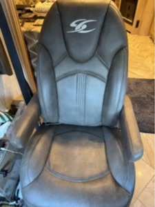 Autobús deportivo Coach Man 408 DB diésel de 2017 con motor diésel Cummins I6 de 340 hp - Product Image 4