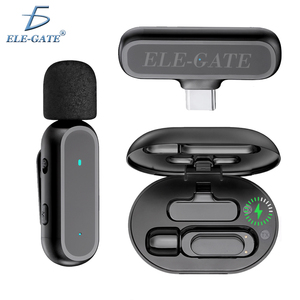 Microfono Lavalier Wireless con Base di Ricarica Rapida Type-C Inclusa - Product Image 4