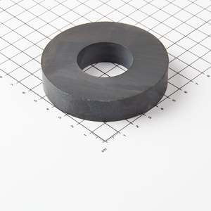 Magnete ad Anello in Ferrite Ø72xØ32x15mm - Product Image 1
